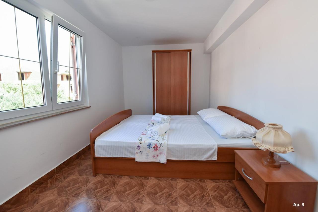 Apartments Bella Sky II Novalja Exterior photo